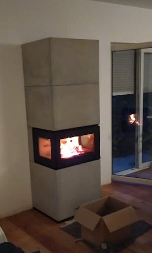 Ofenhaus Mainspitze - Kaminofen Pelletofen Hybridofen Gussofen kaufen - Edelstahlschornstein Holzofen — Kundenfoto