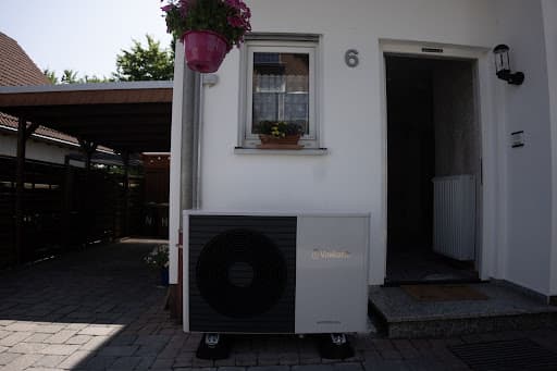 Wärmepumpe Köln - VB Meisterbetrieb GmbH — Kundenfoto